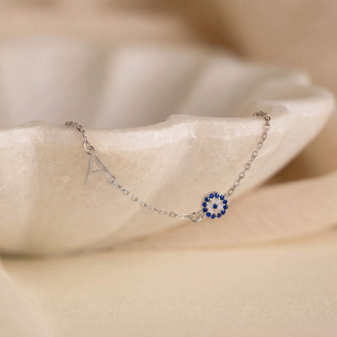 Kişiye Özel Harfli ve Nazar Boncuklu İnce Zincir Bileklik LuvianaJewelry