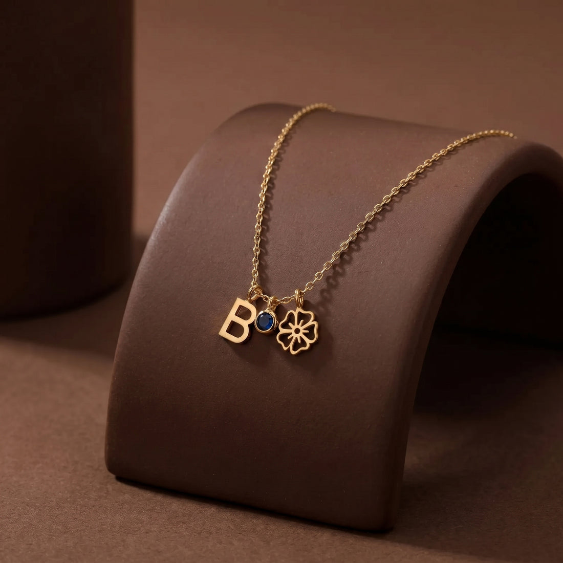 Kişiye Özel Doğum Çiçeği, Doğum Taşı ve Harfli Kolye LuvianaJewelry