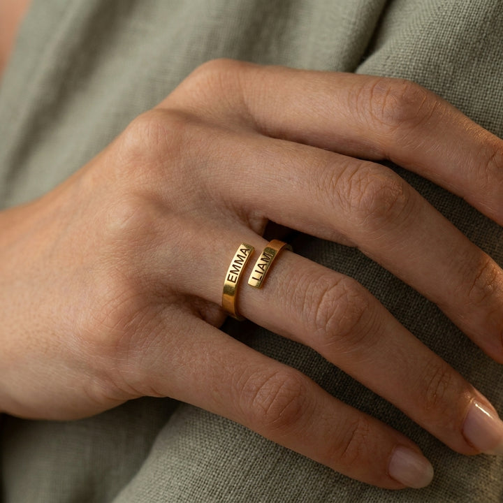 İki İsimli Sarmal Yüzük - Çift İsimli Sarmal Yüzük LuvianaJewelry