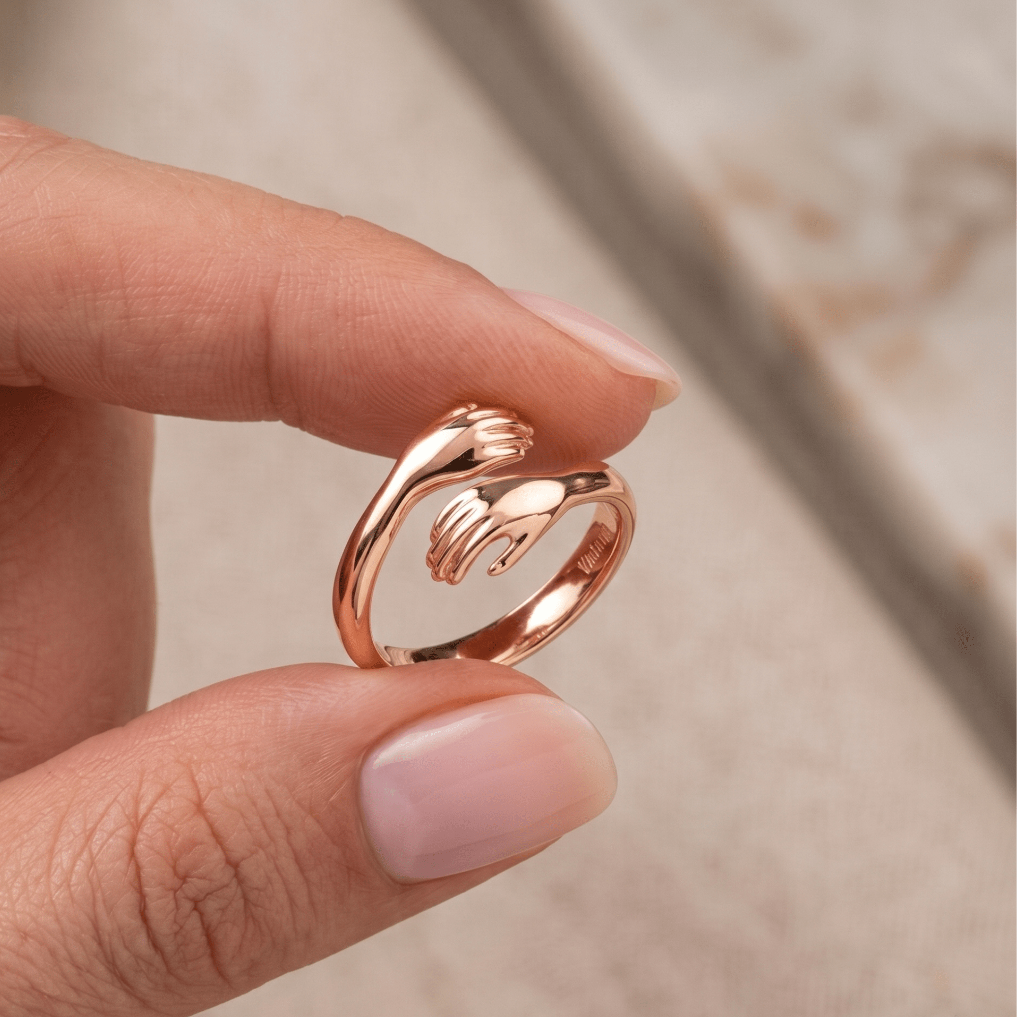 Sarılan Eller 925 Ayar Gümüş Yüzük - Ayarlanabilir Sarılma Yüzüğü LuvianaJewelry