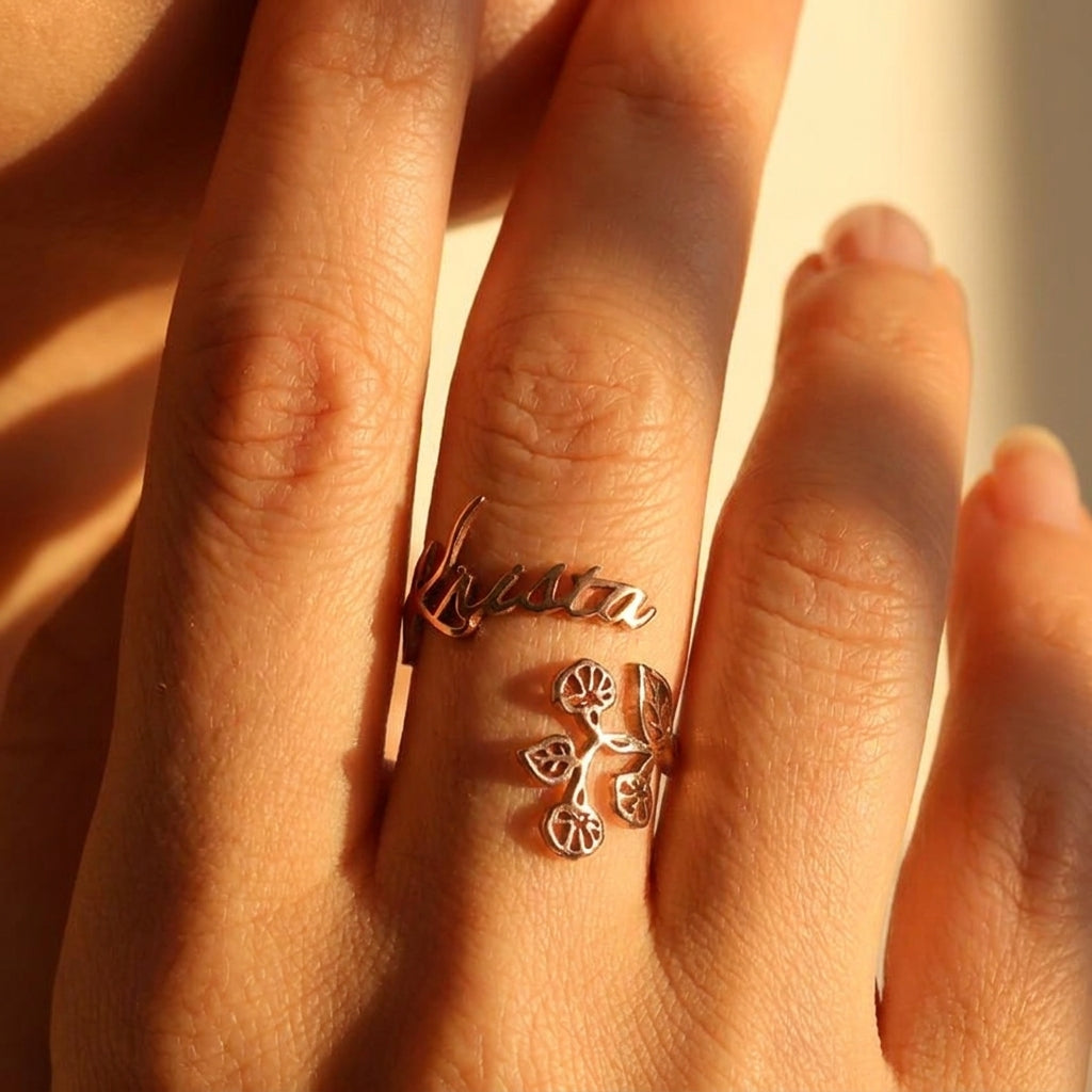 İsimli ve Doğum Çiçekli Gümüş Yüzük LuvianaJewelry