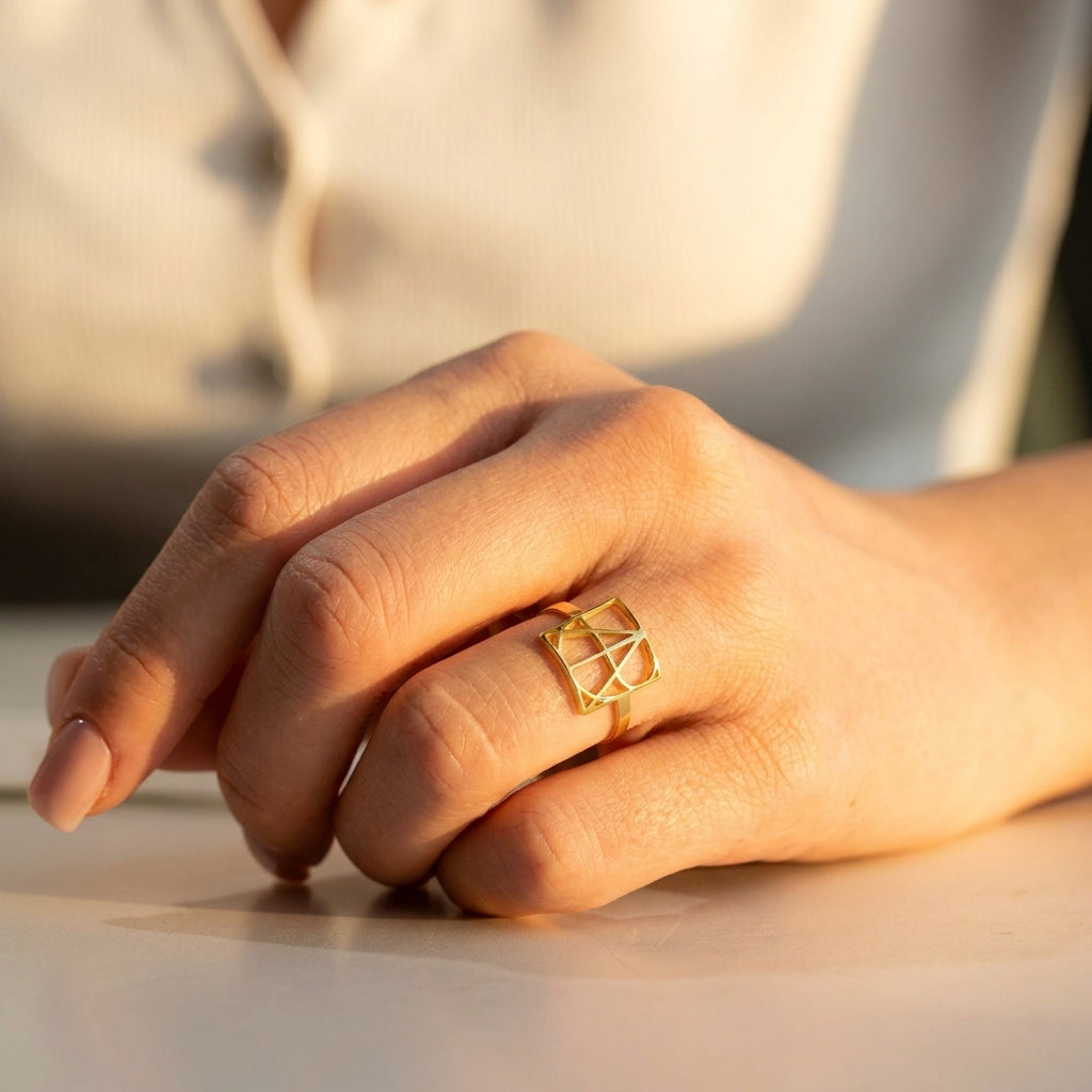 Kişiye Özel İsim Logo Yüzük LuvianaJewelry