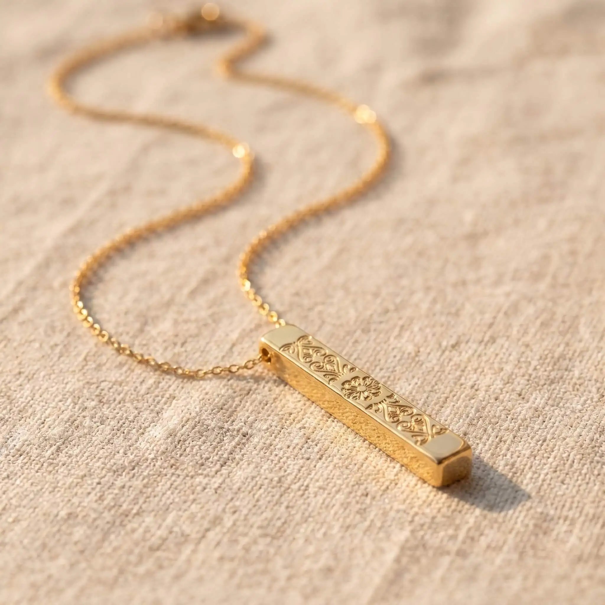 Kişiye Özel Lazer Kazımalı 925 Ayar Gümüş Bar Kolye LuvianaJewelry