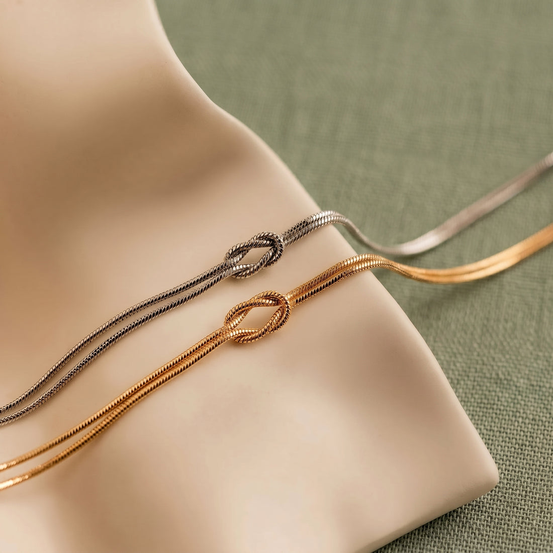 İtalyan Zincir Aşk Düğümü (Love Knot) Bileklik LuvianaJewelry